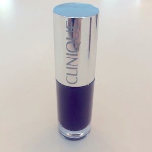 Clinique Pop Splash Lip Gloss + Hydration-
Sangria Pop! Never Used!